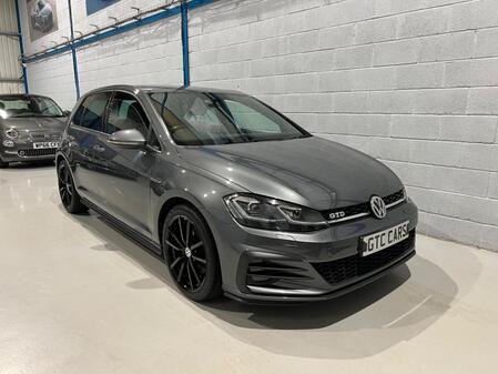 VOLKSWAGEN GOLF 2.0 TDI GTD BlueLine 