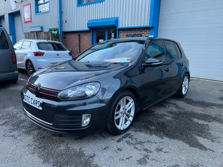 VOLKSWAGEN GOLF 2.0 TSI GTI 