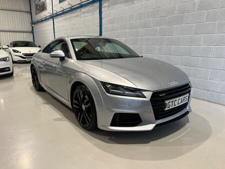 AUDI TT 2.0 TFSI S line 