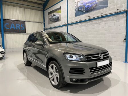 VOLKSWAGEN TOUAREG V6 R-LINE TDI BLUEMOTION TECHNOLOGY