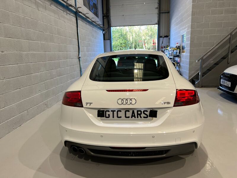 AUDI TT