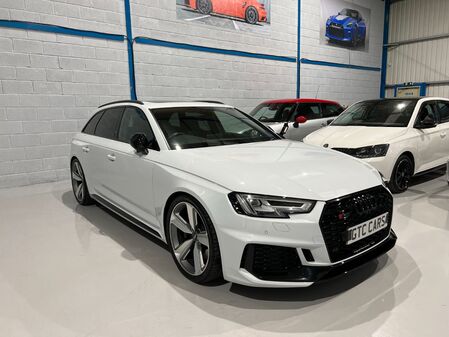 AUDI A4 RS 4 TFSI QUATTRO AUDI SPORT EDITION