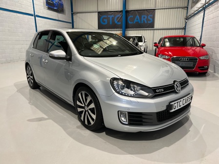 VOLKSWAGEN GOLF GTD DSG