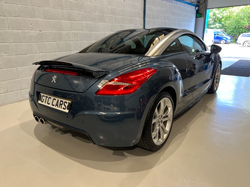 PEUGEOT RCZ